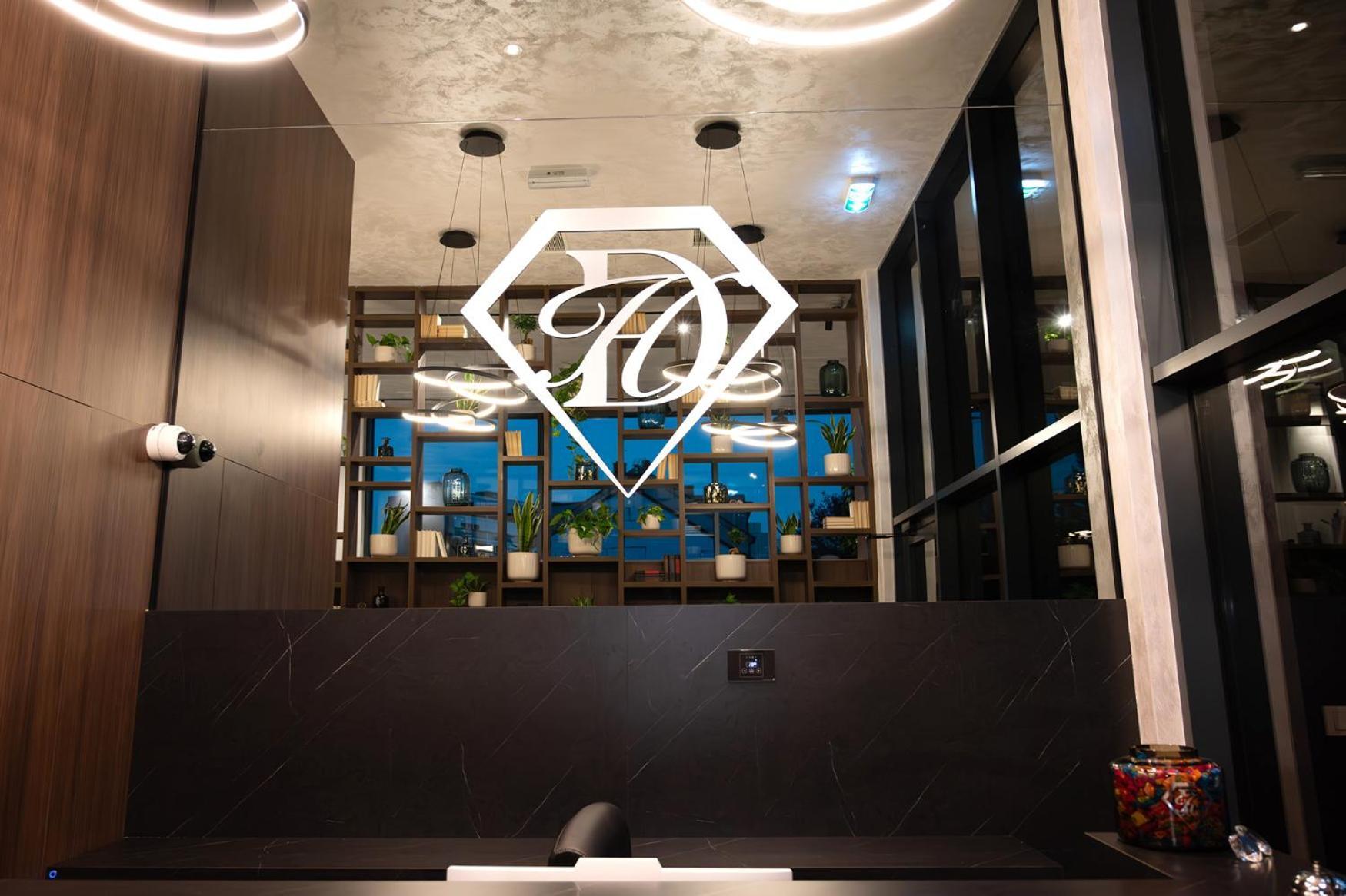 זאגרב Diamond Hotel מראה חיצוני תמונה