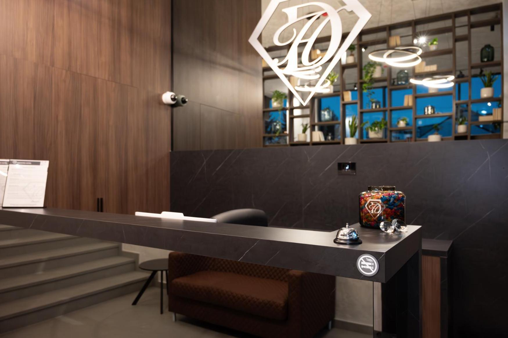 זאגרב Diamond Hotel מראה חיצוני תמונה
