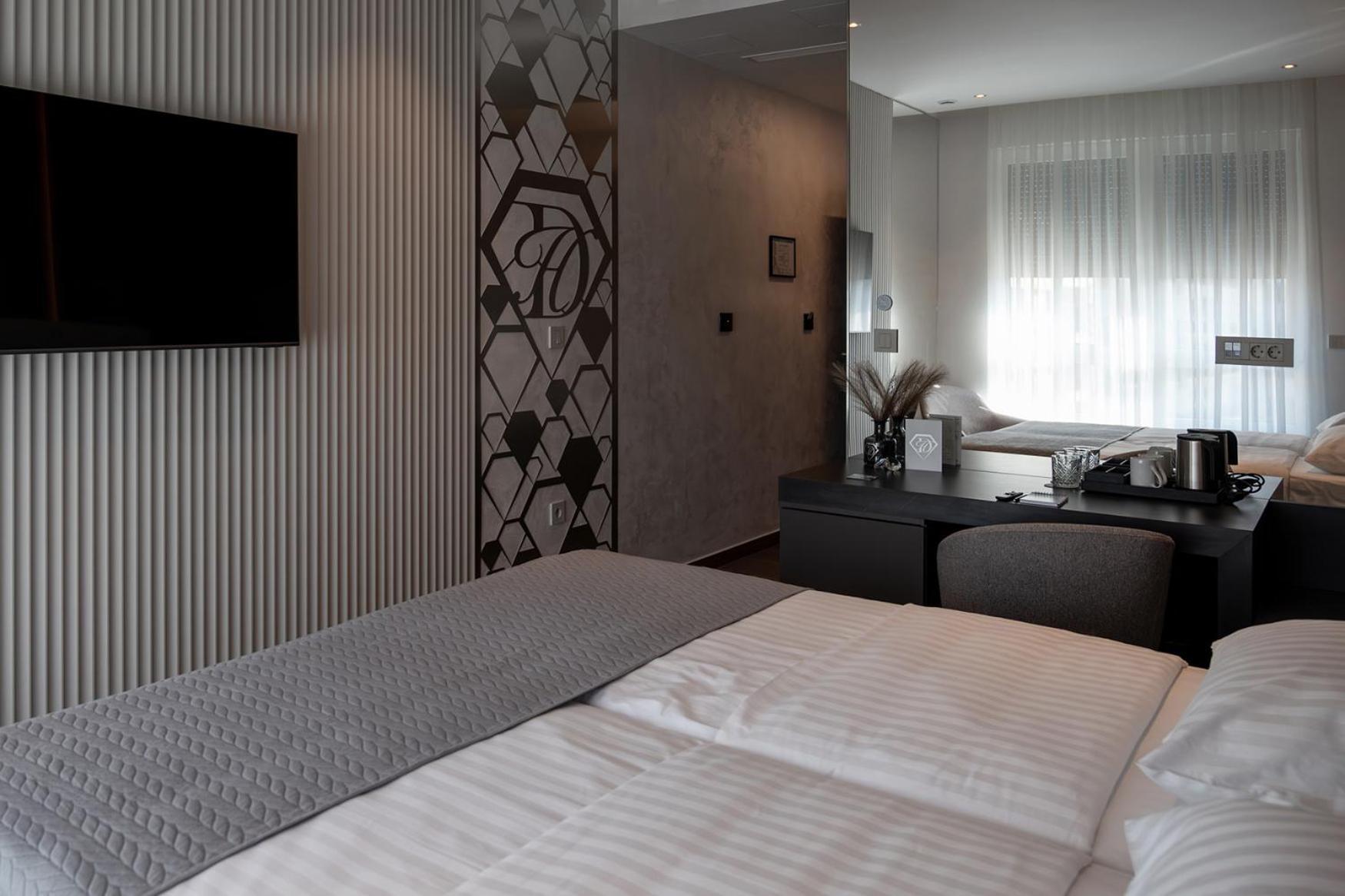 זאגרב Diamond Hotel מראה חיצוני תמונה