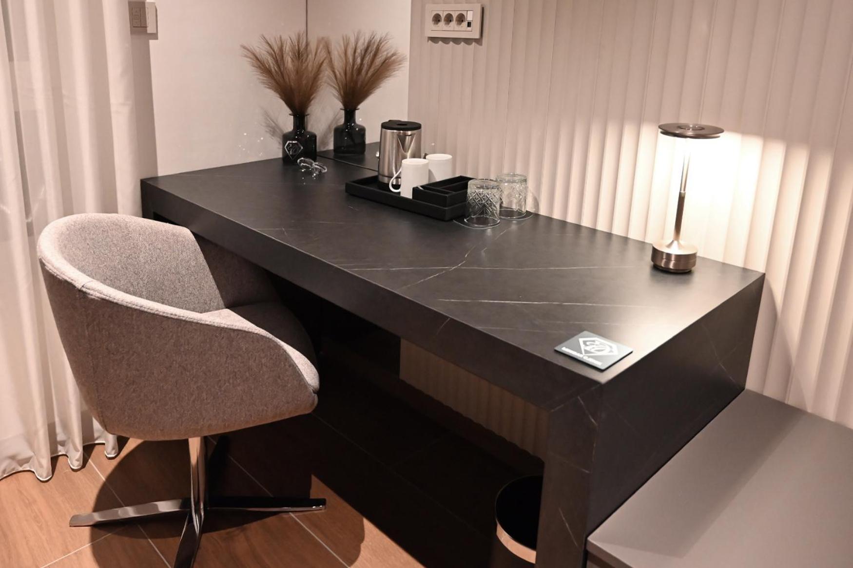 זאגרב Diamond Hotel מראה חיצוני תמונה