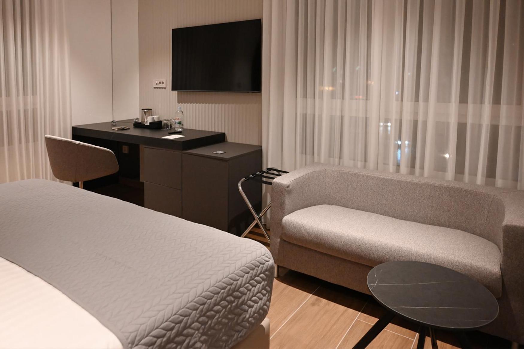 זאגרב Diamond Hotel מראה חיצוני תמונה